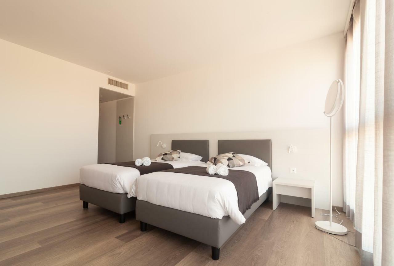 Hotel Albergo Milano Mendrisio Ngoại thất bức ảnh